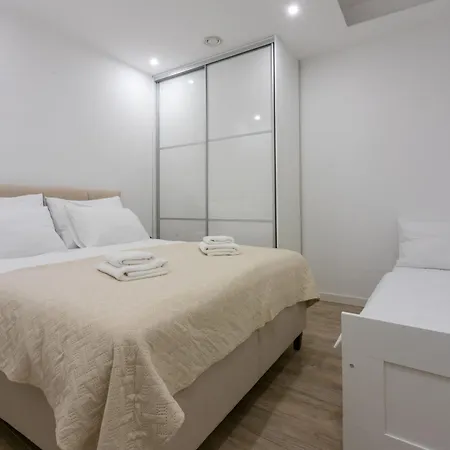Palace Paulina 1b - 6-2 - Hr-10380-01 By Interhome * Novi Vinodolski